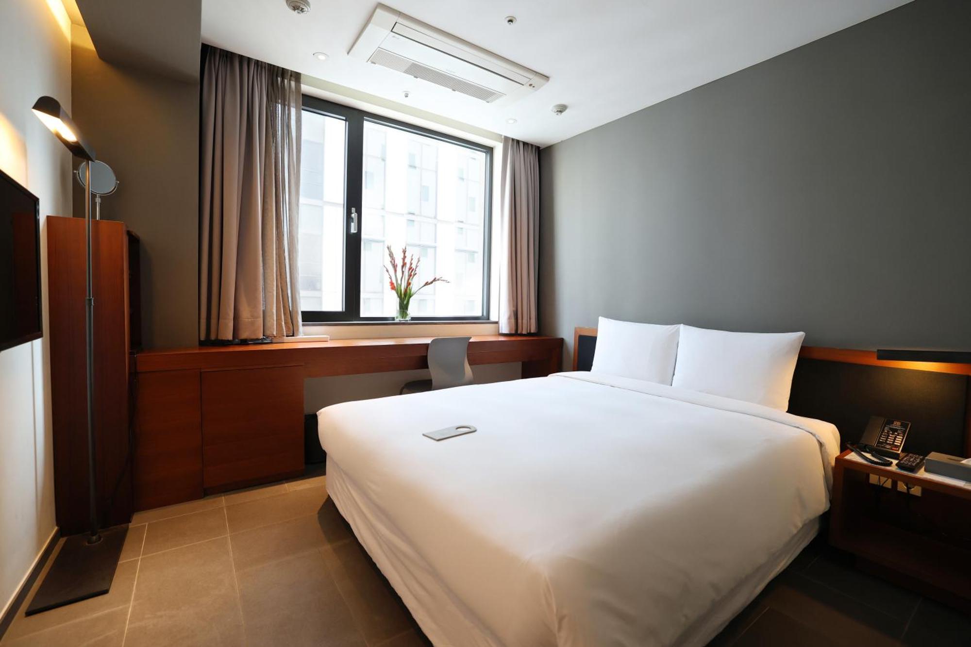 Seoul Hotel Shinshin Myeongdong Exterior foto