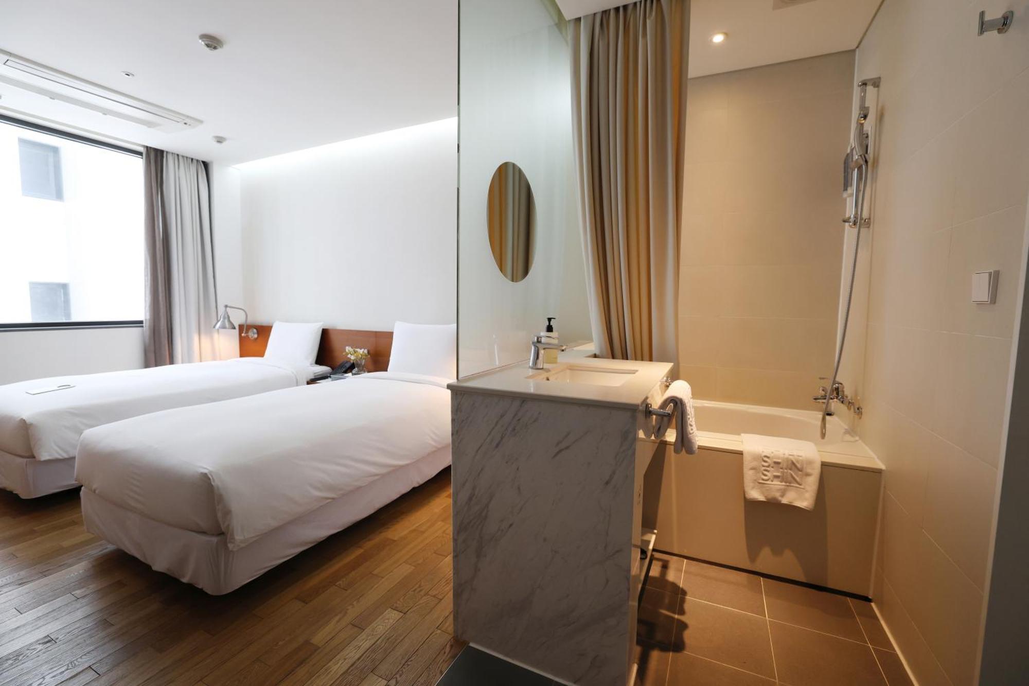 Seoul Hotel Shinshin Myeongdong Exterior foto